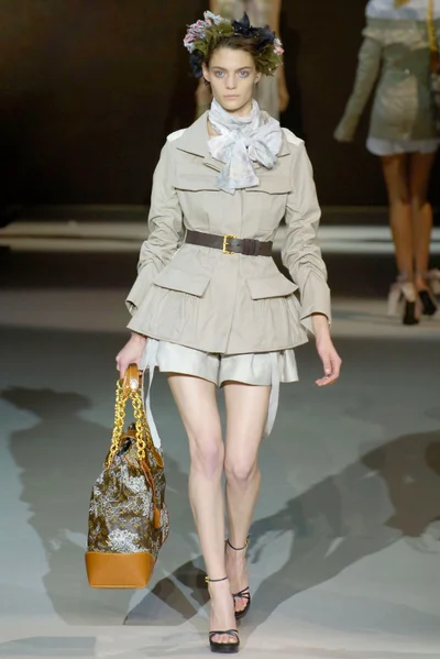 Look 35